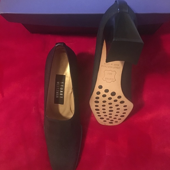 NEW Stuart Weitzman Black Pumps - Picture 2 of 3